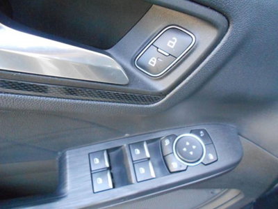 Ford Kuga 2.0 EcoBlue Hybrid 150 CV 2WD ST-Line X (8)