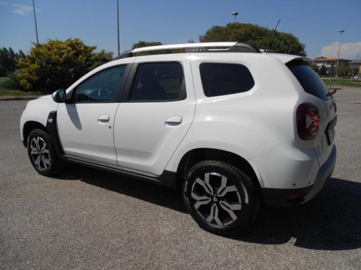 Dacia Duster 1.0 TCe GPL 4x2 Prestige Up (4)
