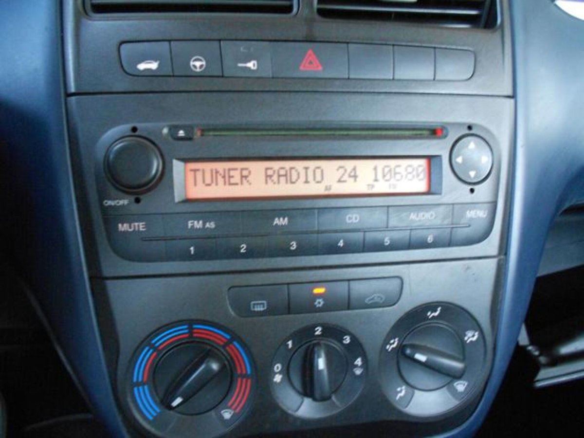 Fiat Grande Punto 1.2 5 porte Dynamic (16)
