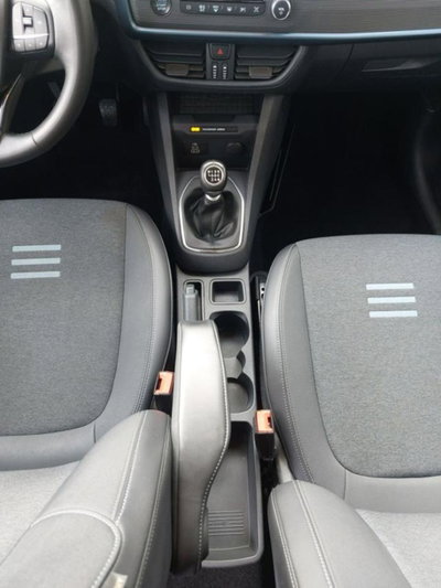 Ford Tourneo Courier 1.0 EcoBoost 100 CV Plus (11)