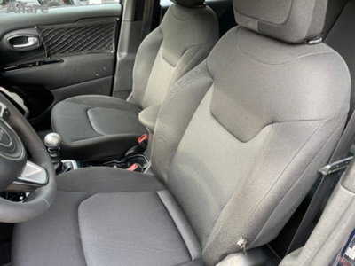 Jeep Renegade 2.0 Mjt 140CV 4WD Active Drive Limited (9)