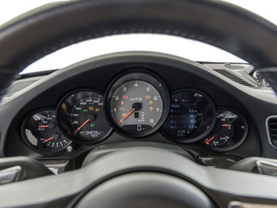 Porsche 911 Cabrio 3.0 Targa 4 GTS (12)