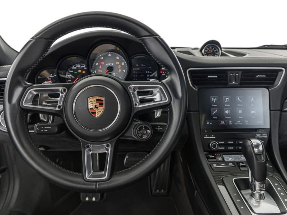 Porsche 911 Cabrio 3.0 Targa 4 GTS (13)