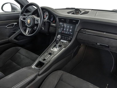 Porsche 911 Cabrio 3.0 Targa 4 GTS (18)