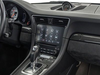 Porsche 911 Cabrio 3.0 Targa 4 GTS (19)