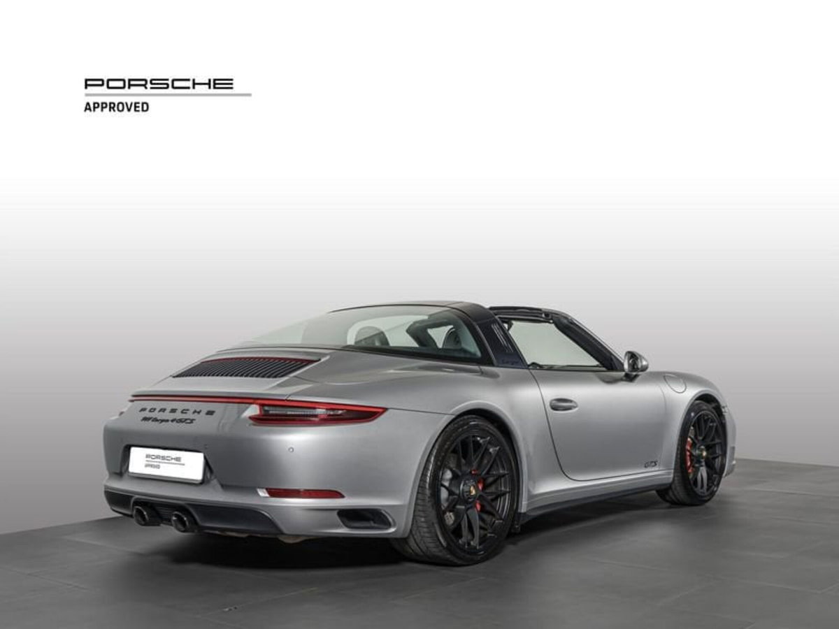 Porsche 911 Cabrio 3.0 Targa 4 GTS (3)
