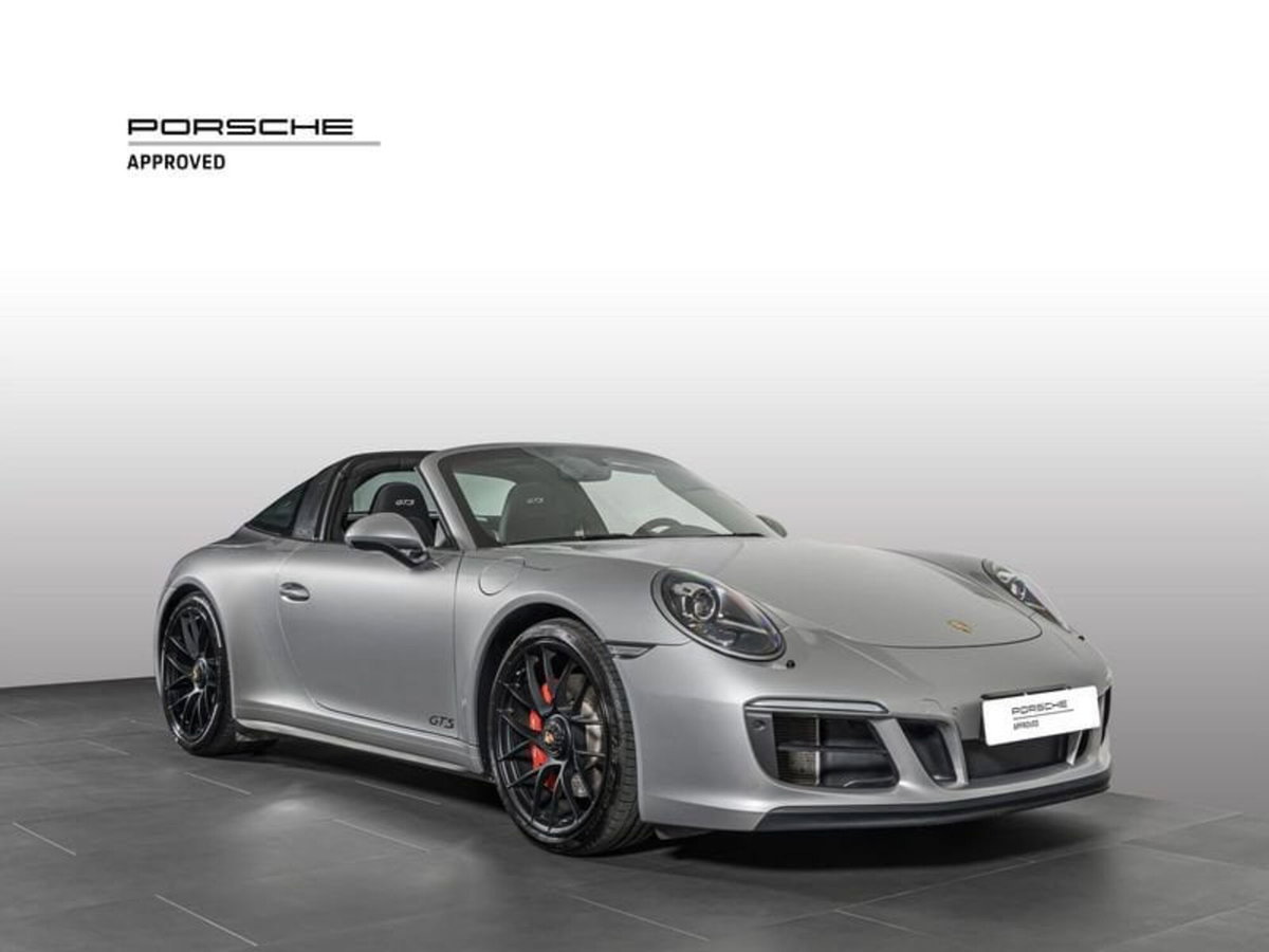 Porsche 911 Cabrio 3.0 Targa 4 GTS (8)