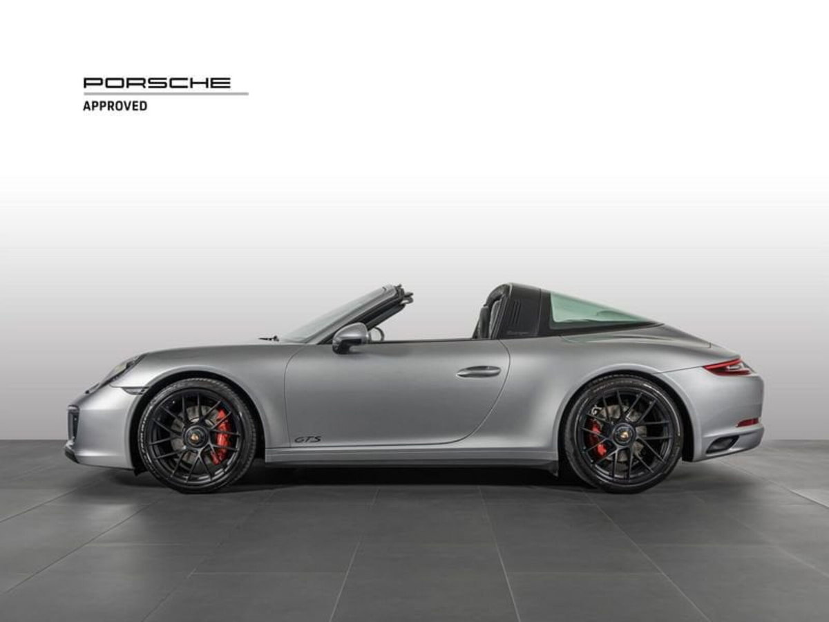 Porsche 911 Cabrio 3.0 Targa 4 GTS (9)