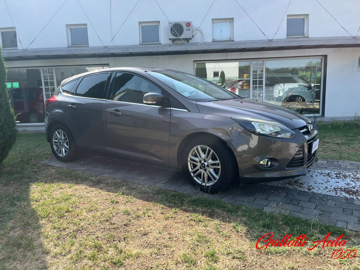 Ford Focus 1.6 TDCi 115 CV Individual (6)
