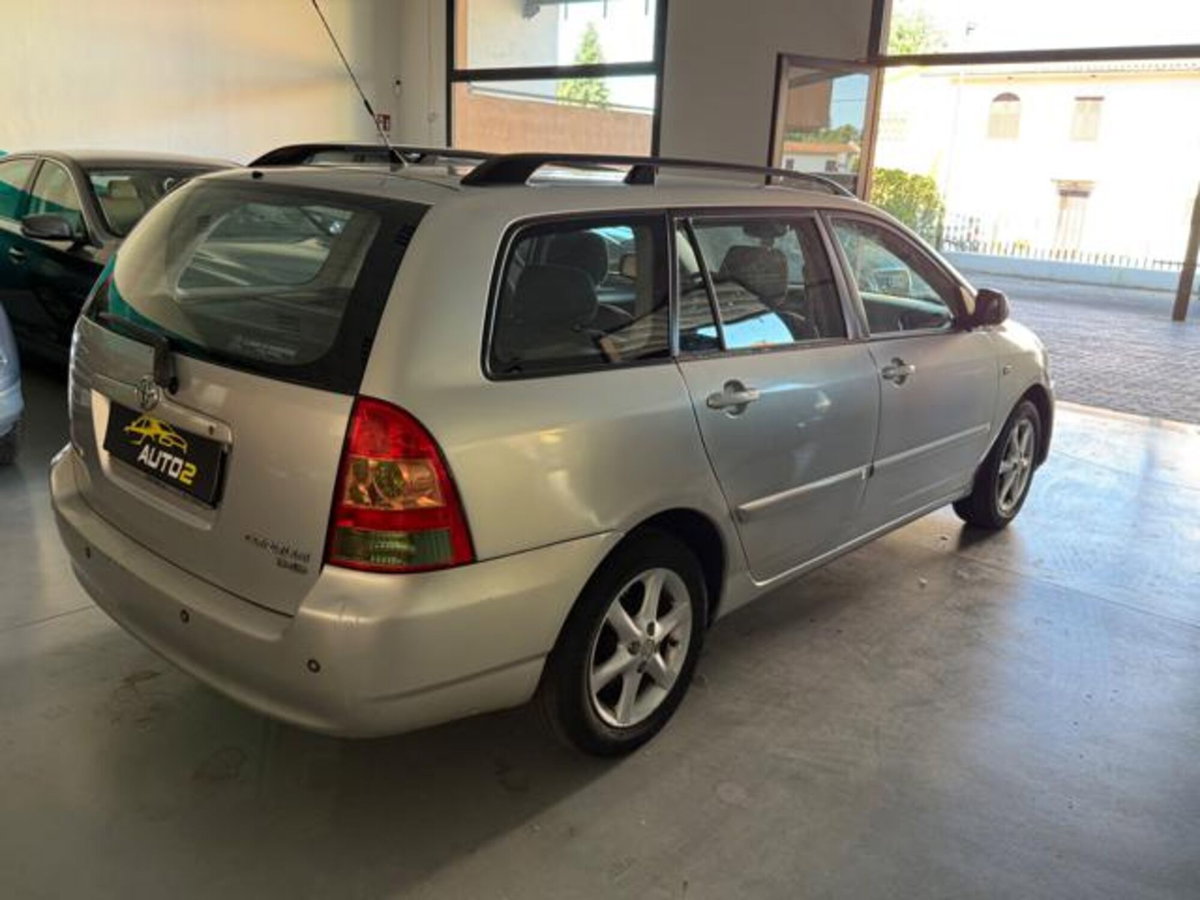Toyota Corolla Station Wagon 1.D-4D M-MT Station Wagon (6)