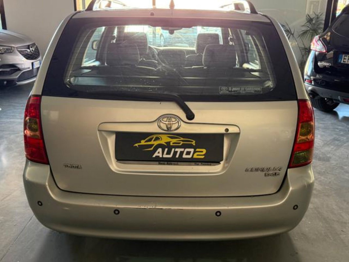 Toyota Corolla Station Wagon 1.D-4D M-MT Station Wagon (7)