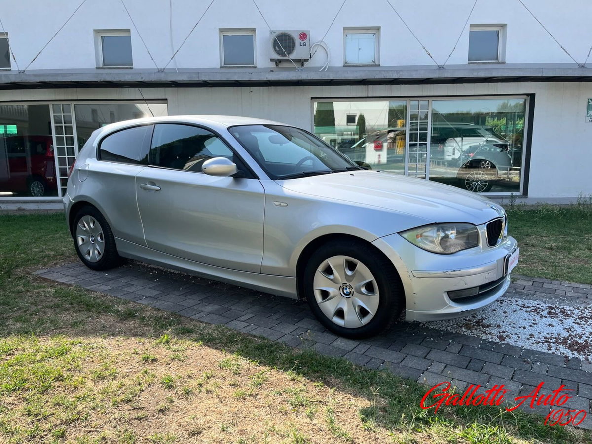 BMW Serie 1 Coupé 118d 2.0 143CV  Eletta (5)