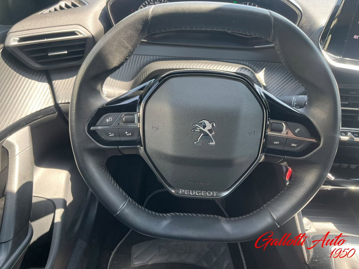 Peugeot 2008 1.2 puretech Allure s&s 100cv (11)