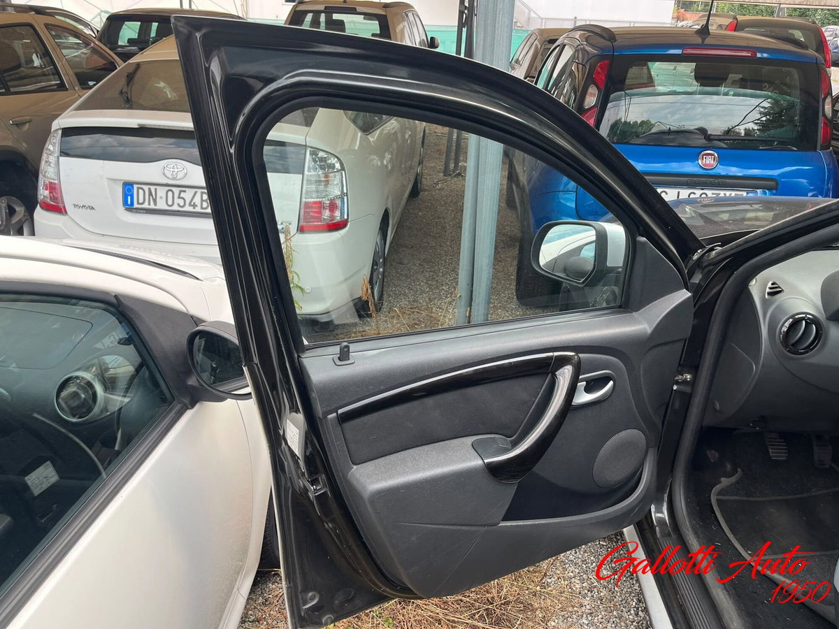 Dacia Duster 1.5 dCi 110CV 4x2 Ambiance (16)