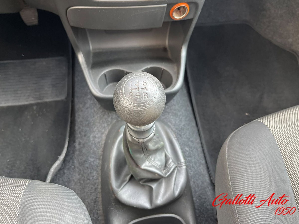 Fiat Punto Classic 1.2 5 porte Dynamic (12)