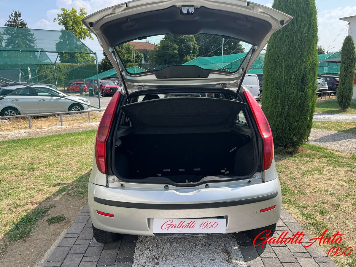 Fiat Punto Classic 1.2 5 porte Dynamic (15)