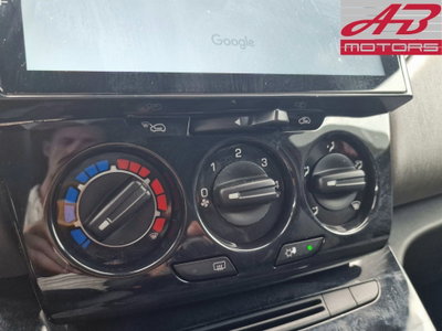 Lancia Ypsilon 1.2 69 CV 5 porte Silver (17)