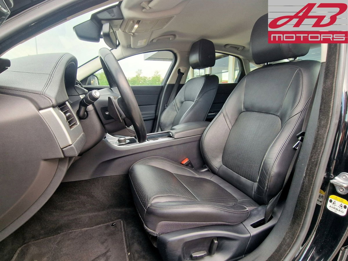 Jaguar XF 2.0 D 180 CV Prestige (11)