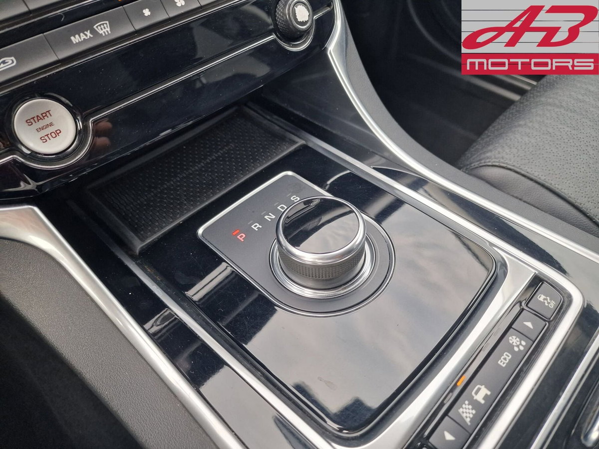 Jaguar XF 2.0 D 180 CV Prestige (15)