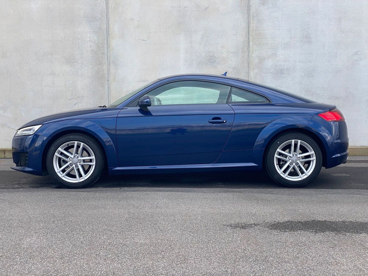 Audi TT Coupé 1.8 TFSI (4)
