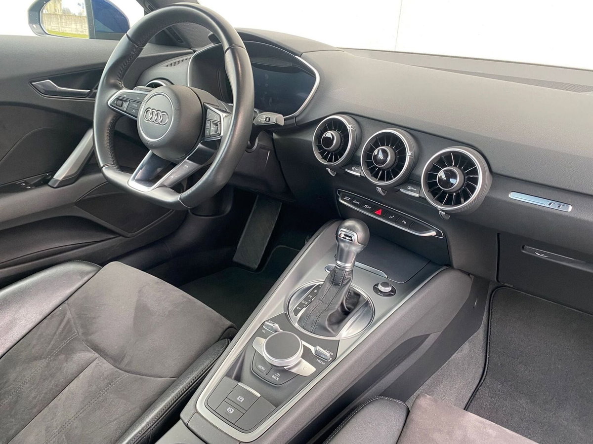 Audi TT Coupé 1.8 TFSI (9)