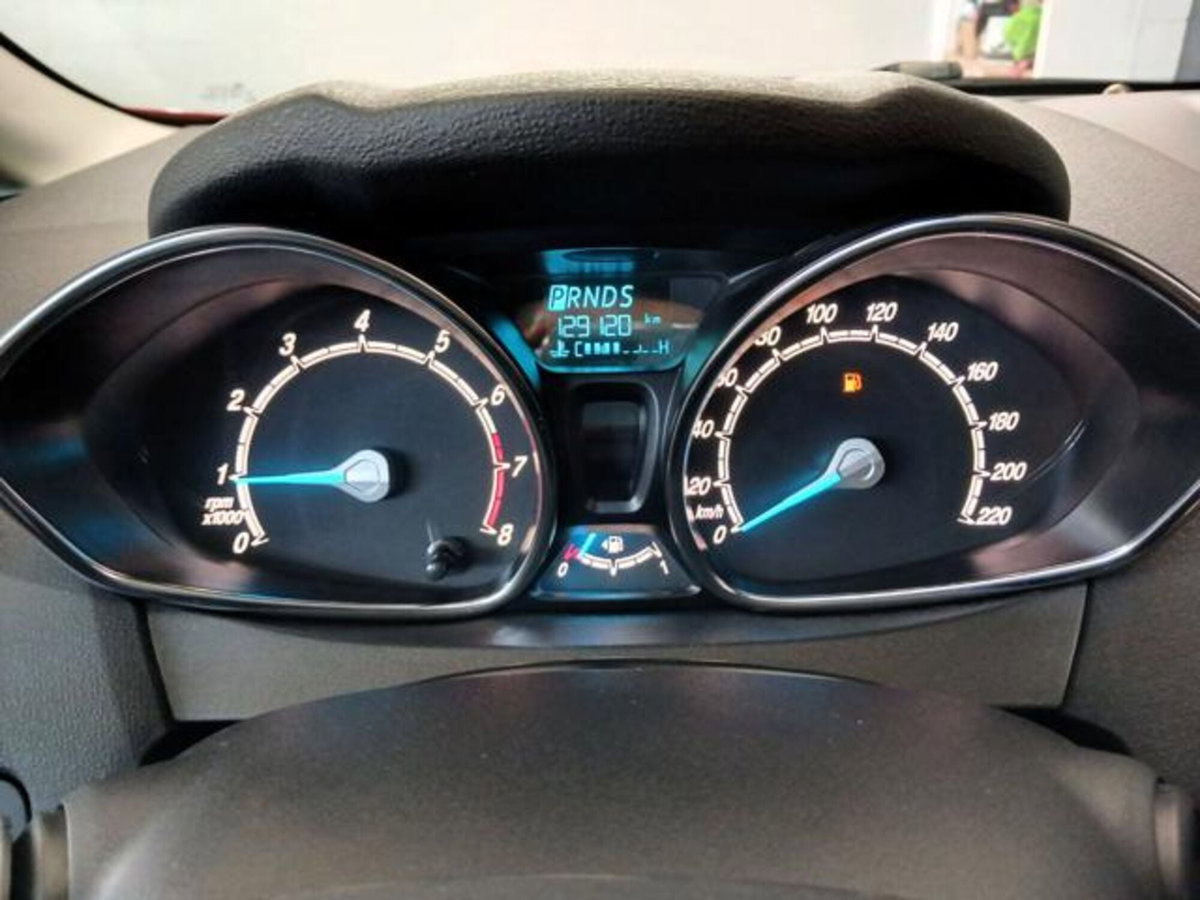 Ford Fiesta 1.0 EcoBoost 100CV 5 porte Individual (12)