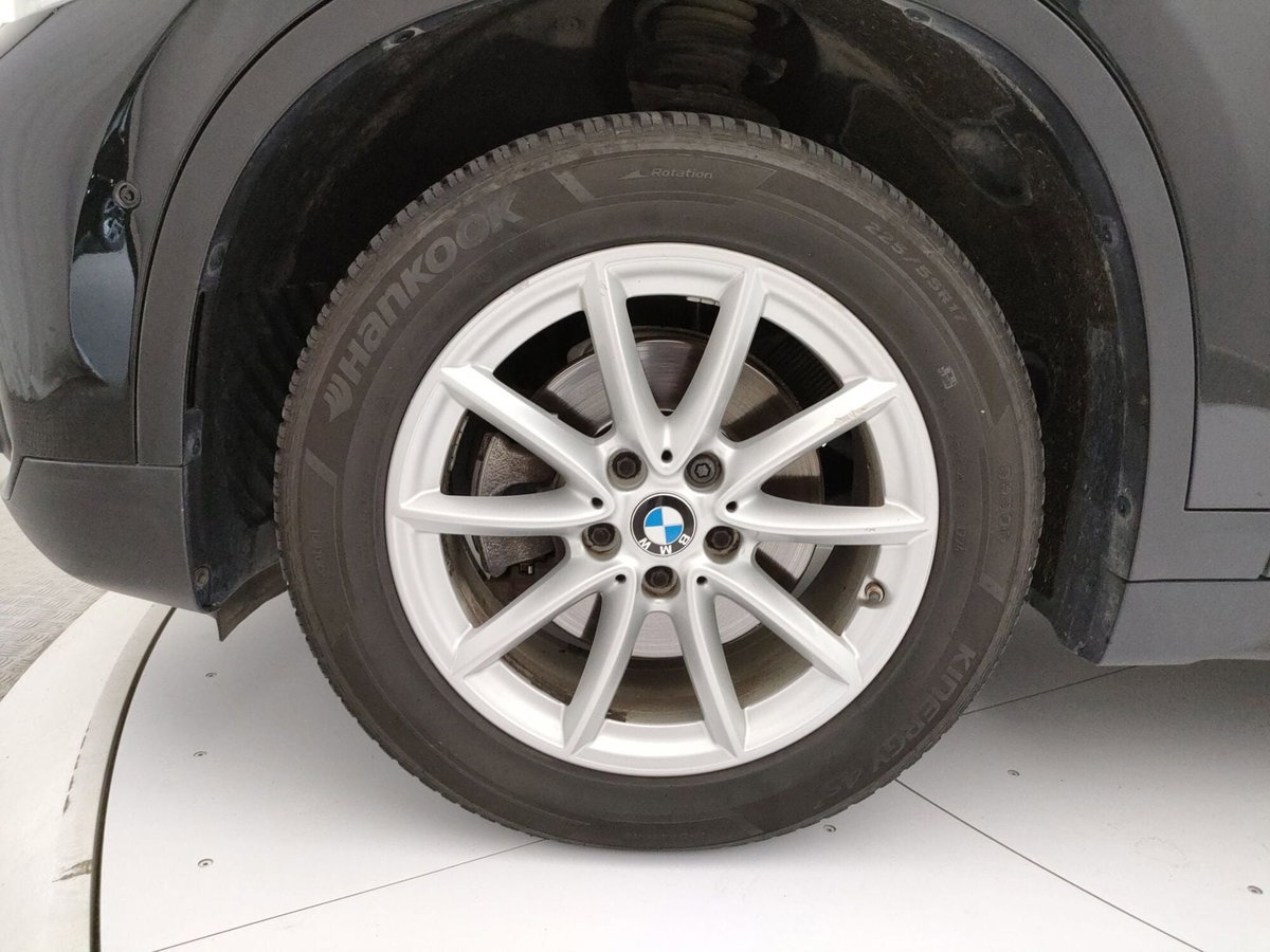 BMW X1 sDrive18d Business (10)