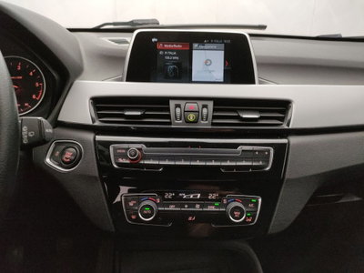 BMW X1 sDrive18d Business (14)