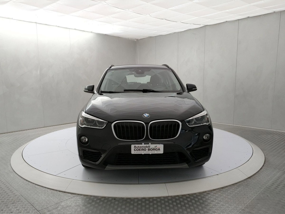 BMW X1 sDrive18d Business (2)