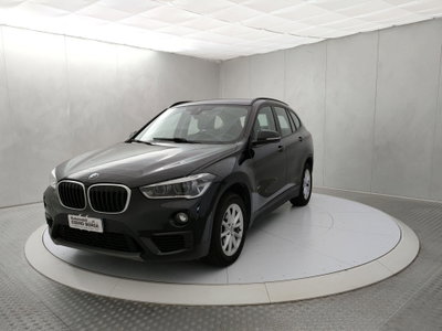 BMW X1 sDrive18d Business (3)