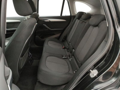 BMW X1 sDrive18d Business (8)