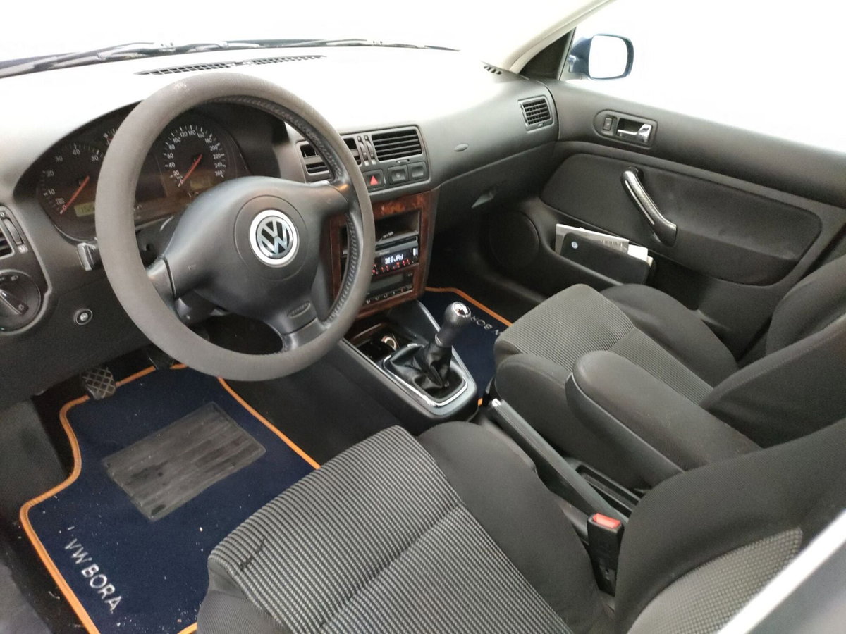 Volkswagen Bora cat Trendline (13)