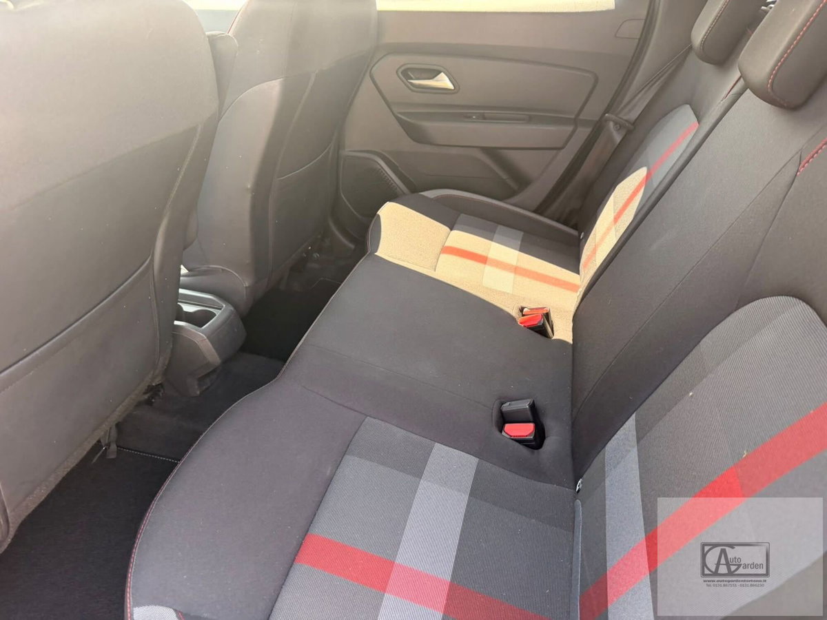 Dacia Duster 1.6 SCe GPL 4x2 Techroad (13)