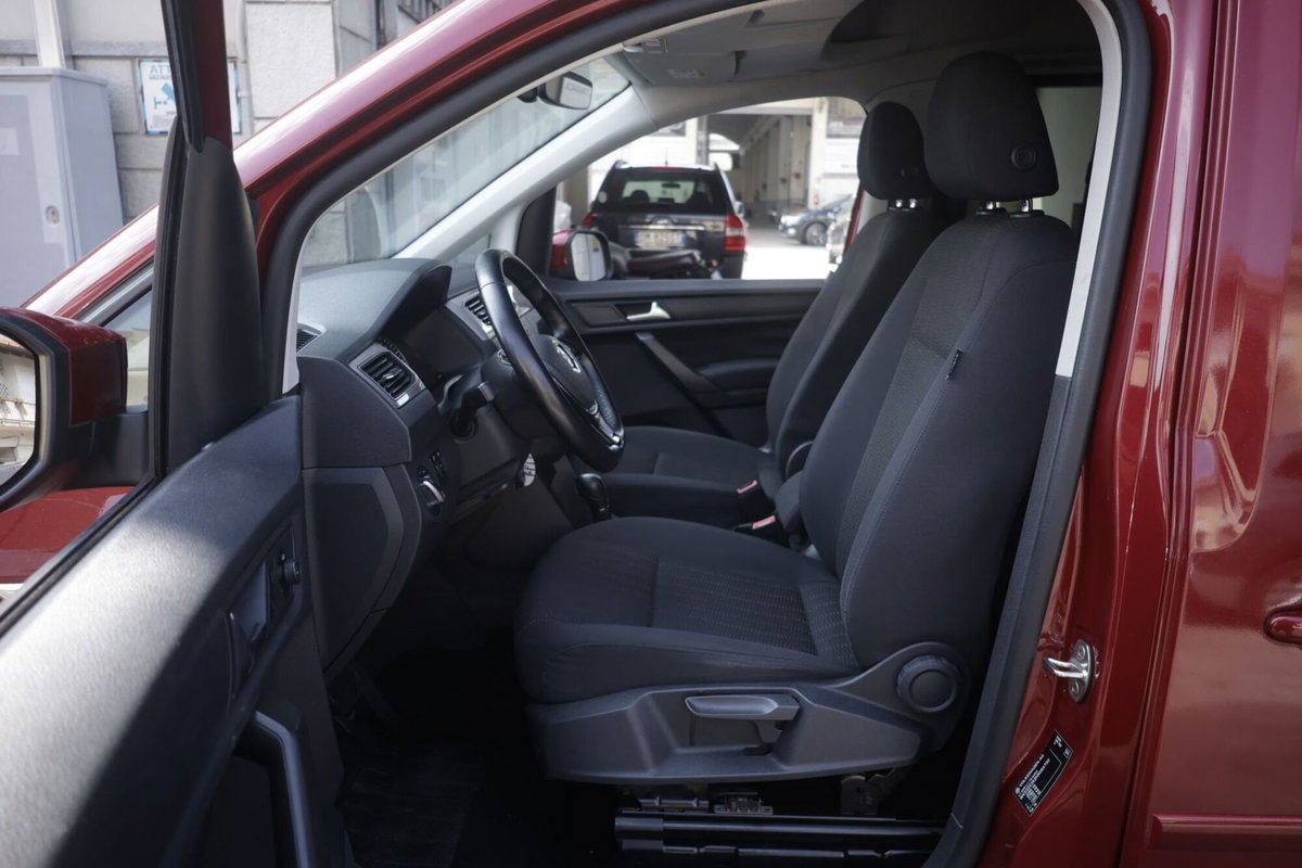 Volkswagen Caddy Pianale Ribassato 2.0 TDI 102 CV DSG Highline (18)