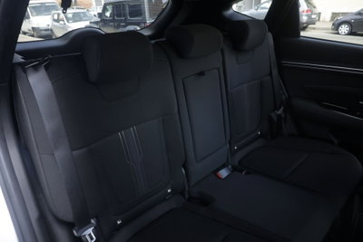 Hyundai Tucson 1.6 hev Exellence 2wd auto (15)