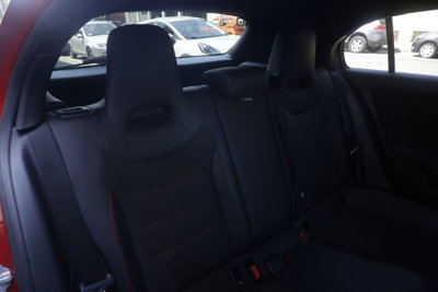 Mercedes-Benz Classe A 180 d Premium (14)