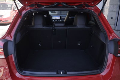 Mercedes-Benz Classe A 180 d Premium (19)