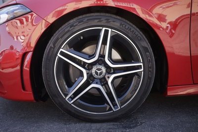 Mercedes-Benz Classe A 180 d Premium (5)