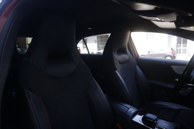 Mercedes-Benz Classe A 180 d Premium (6)