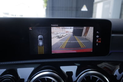 Mercedes-Benz Classe A 180 d Premium (8)