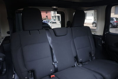 Jeep Wrangler Unlimited 2.2 Mjt II Night Eagle (12)