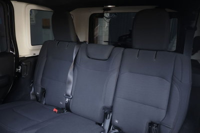 Jeep Wrangler Unlimited 2.2 Mjt II Night Eagle (4)