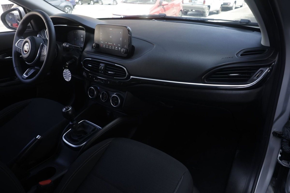Fiat Tipo Tipo 5p 1.6 mjt (Red) s&s 130cv (8)