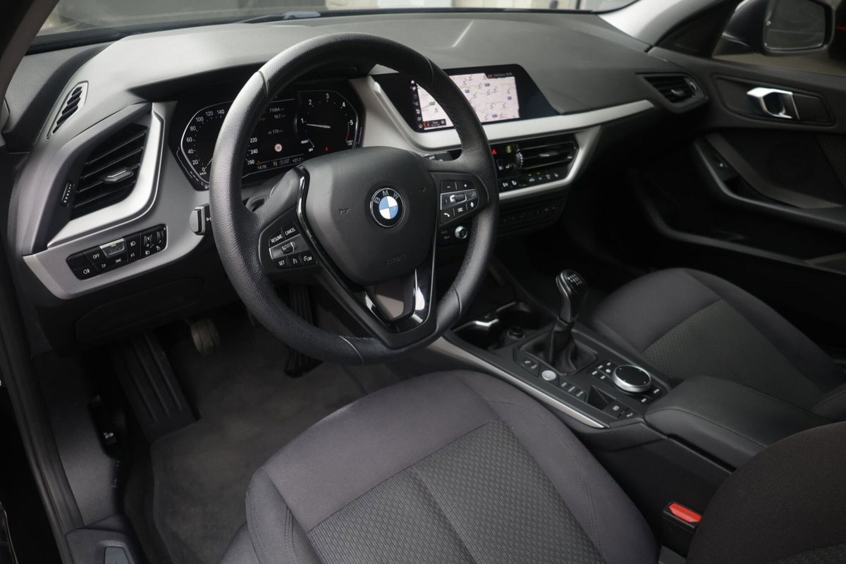 BMW Serie 1 5p. 118d 5p. Advantage (15)