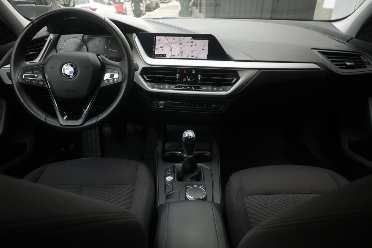 BMW Serie 1 5p. 118d 5p. Advantage (2)
