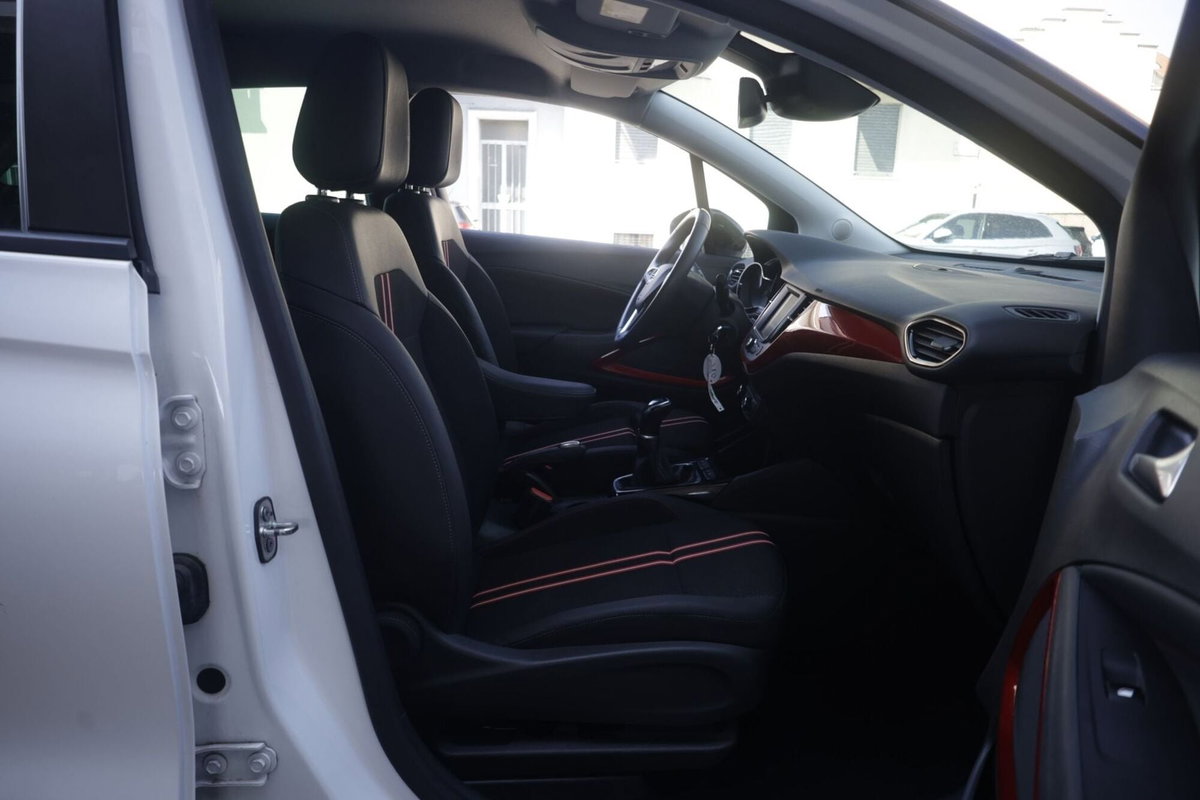 Opel Crossland 1.2 12V Start&Stop Elegance (12)