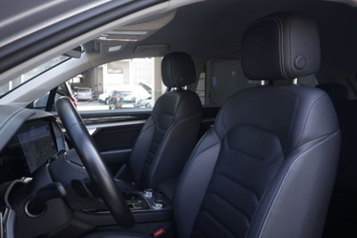 Volkswagen Touareg 3.0 V6 TDI 286 CV SCR Elegance (17)