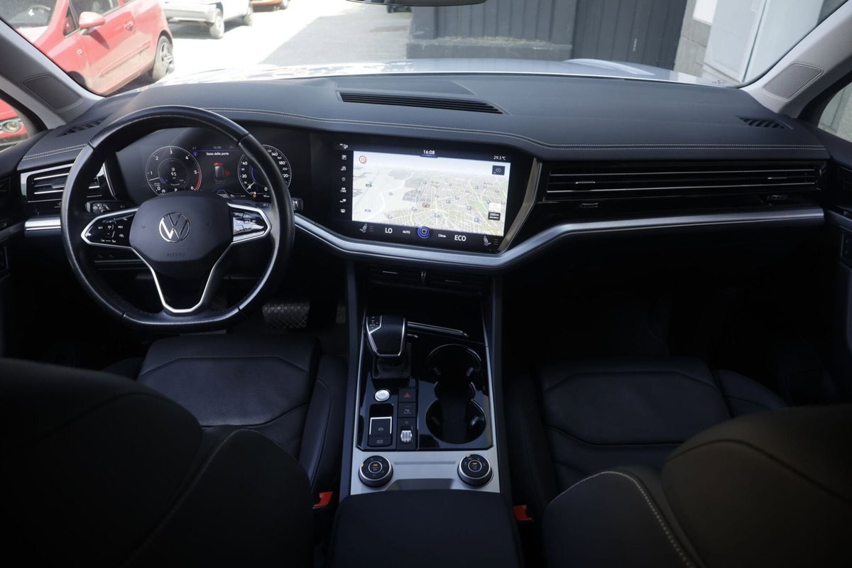 Volkswagen Touareg 3.0 V6 TDI 286 CV SCR Elegance (2)