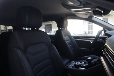 Volkswagen Touareg 3.0 V6 TDI 286 CV SCR Elegance (6)