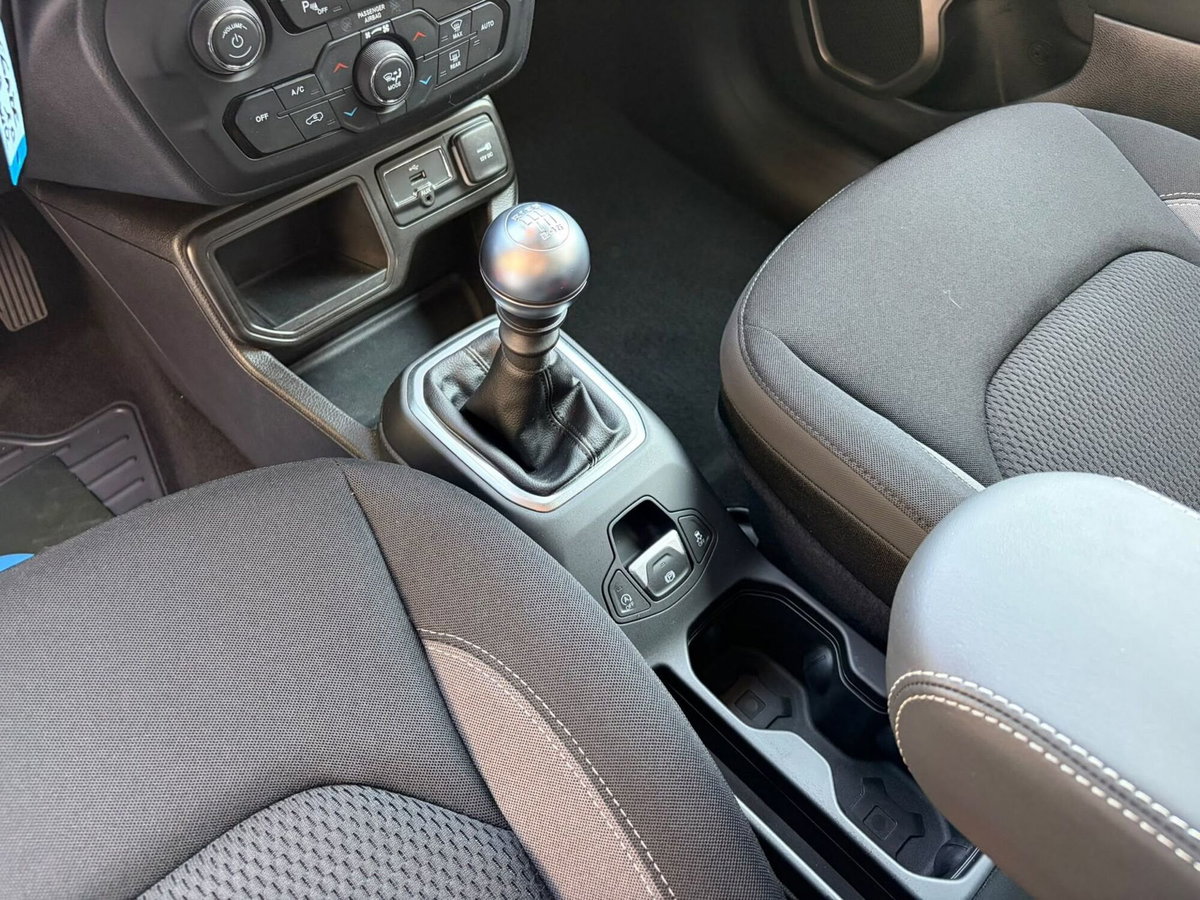 Jeep Renegade 1.0 T3 Limited (10)
